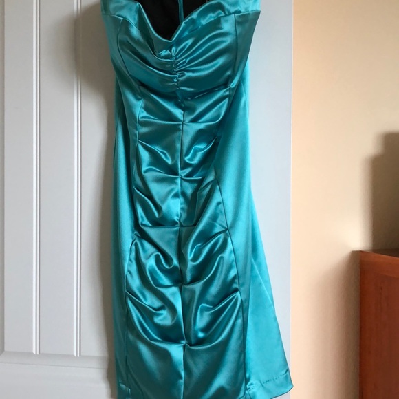 Dress - Picture 1 of 1